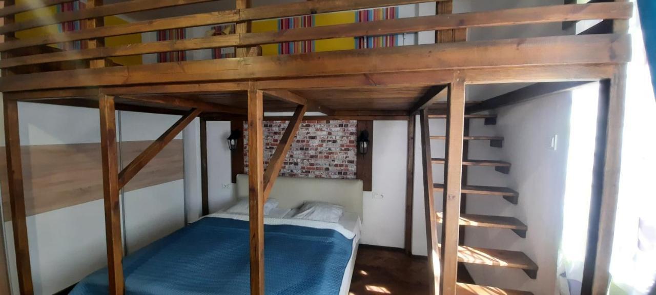 Lorf Hostel&Apartments Krakau Buitenkant foto