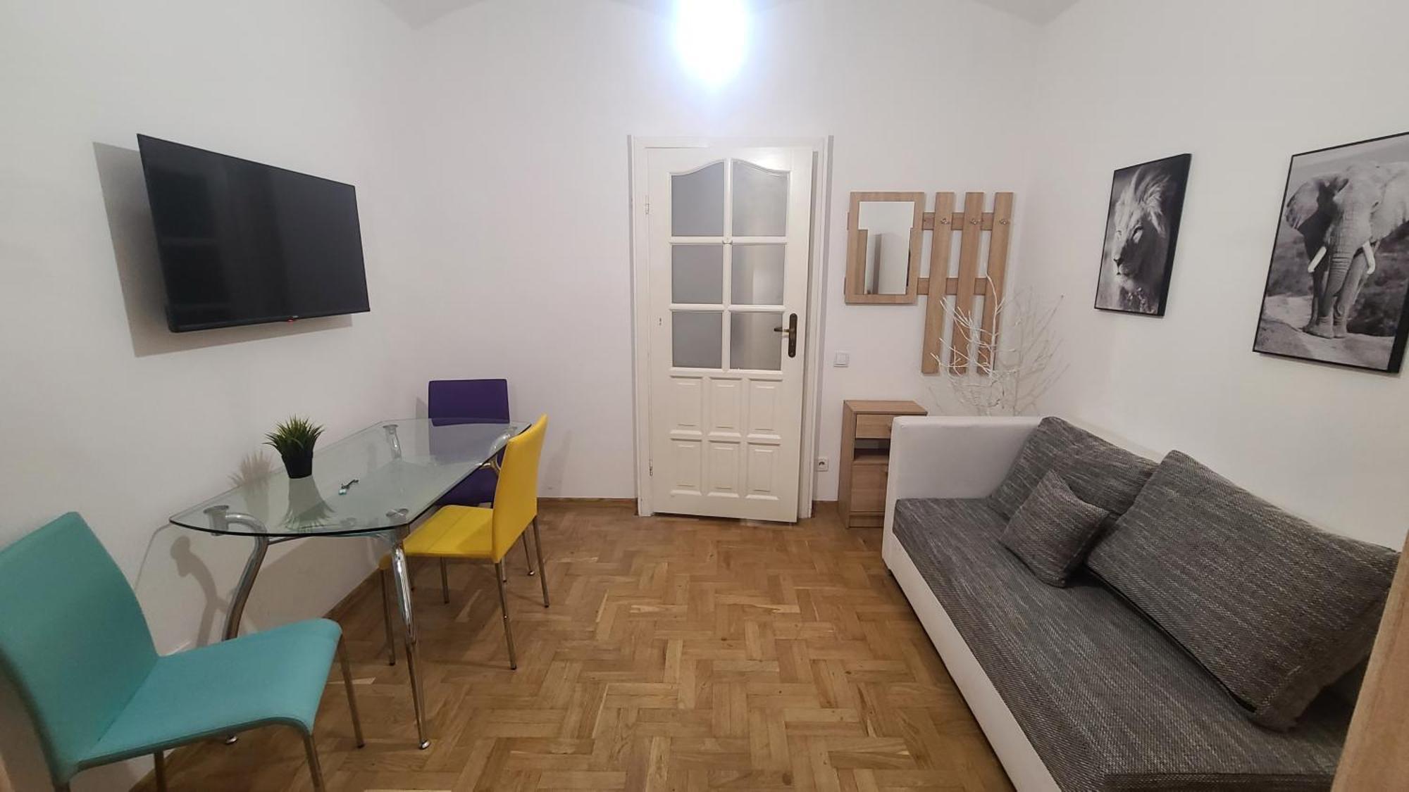 Lorf Hostel&Apartments Krakau Buitenkant foto