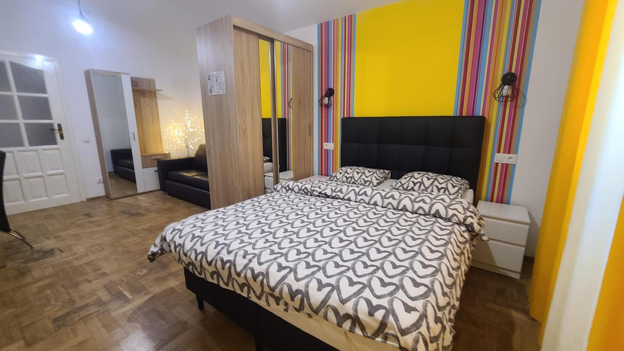 Lorf Hostel&Apartments Krakau Buitenkant foto