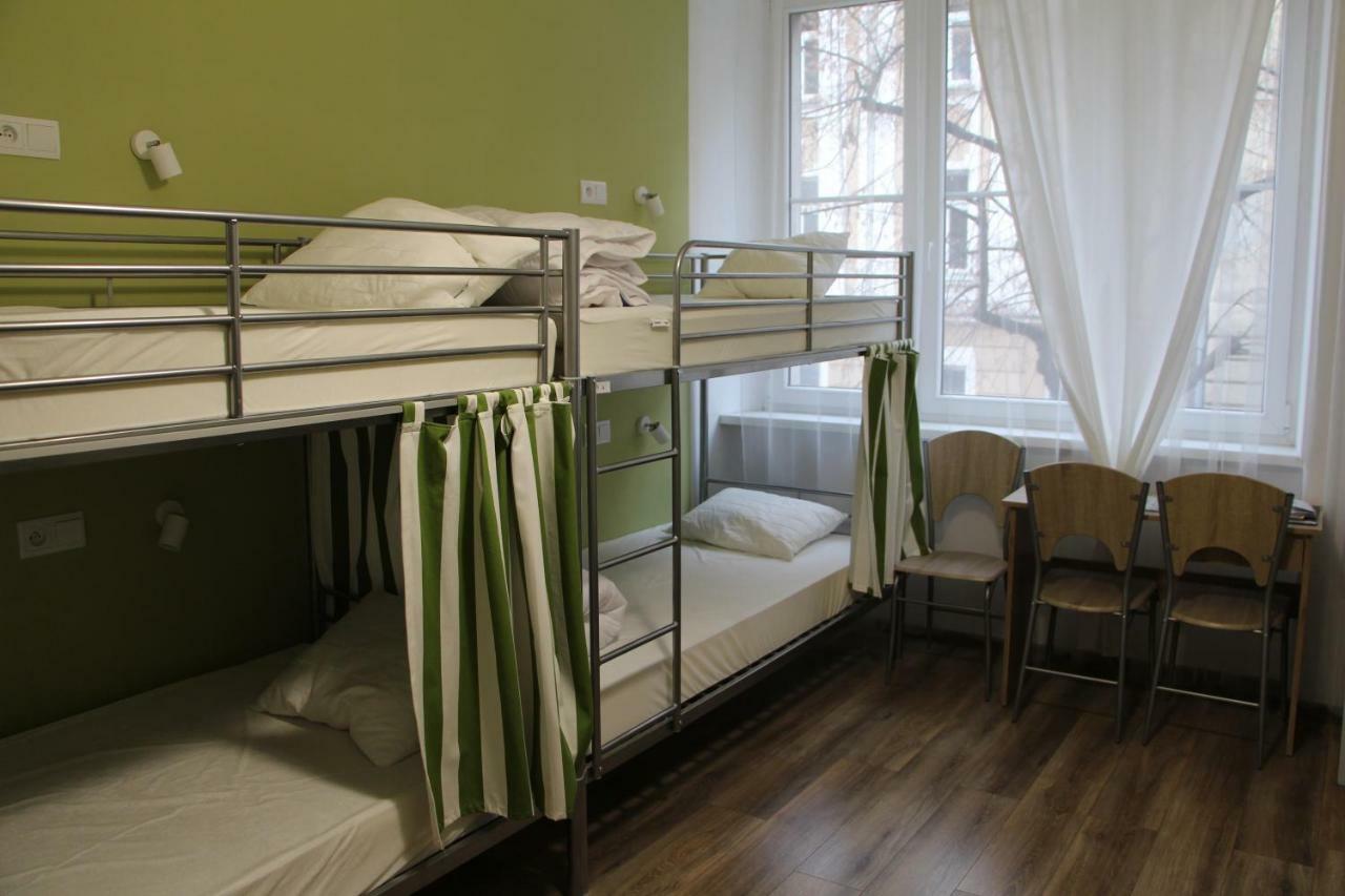Lorf Hostel&Apartments Krakau Buitenkant foto