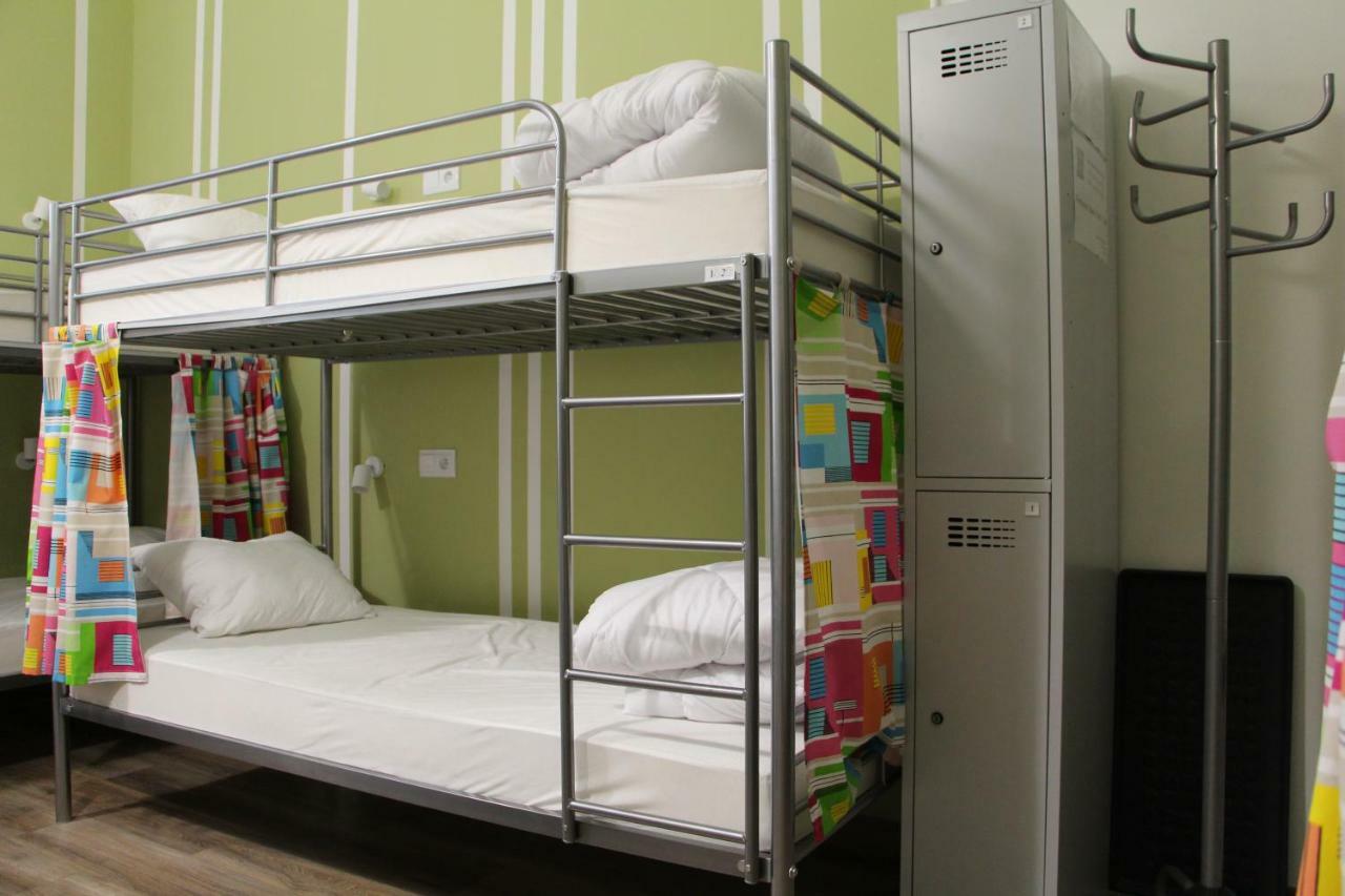 Lorf Hostel&Apartments Krakau Buitenkant foto