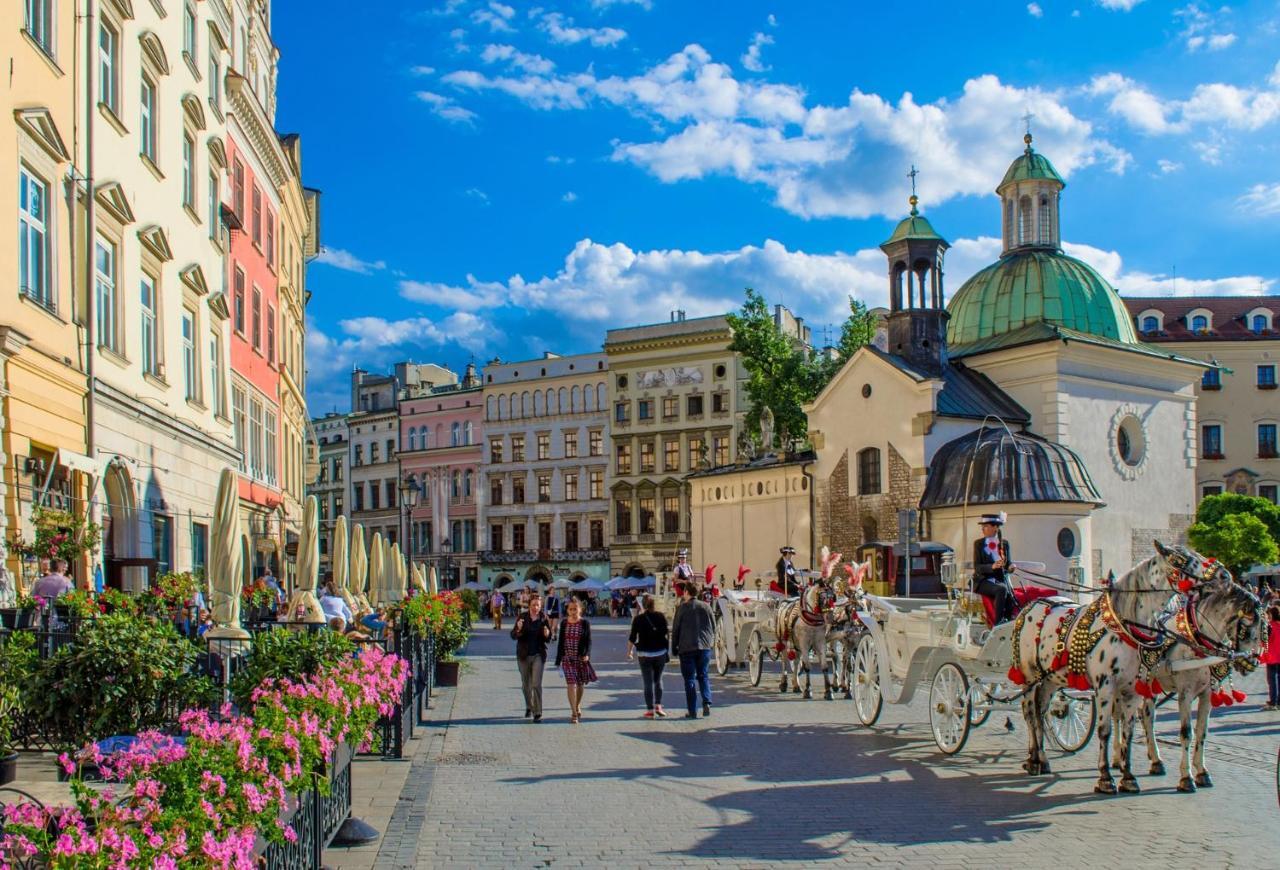 Lorf Hostel&Apartments Krakau Buitenkant foto